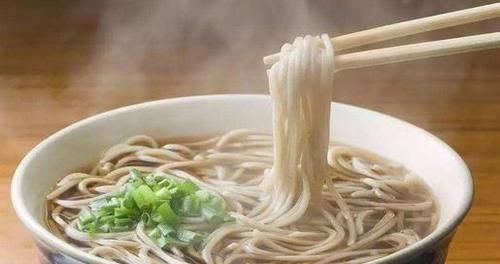 洋葱馅|这4种主食要少吃，比白米饭还容易长肉，再好吃也要管好自己的嘴