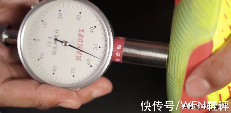 鞋面 恩比德二代？双中底缓震加全新鞋面科技的支线