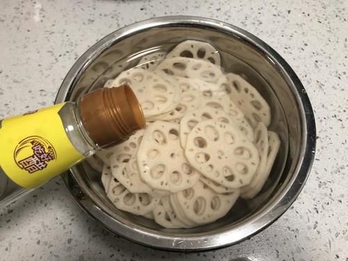 年夜饭必吃的一道素菜，清脆爽口不油腻，寓意好运连连、连年有余