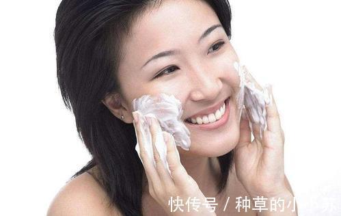 氨基酸|建议女人:遇到这6款洗面奶,千万别犹豫!虽然平价但真心好用