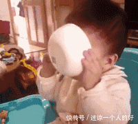 没鱼缸就算了,放这养你考虑过鱼的感受吗