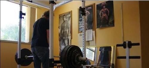 硬拉|要不要练习硬拉呢?搞懂硬拉注意事项,全身肌肉快速发展