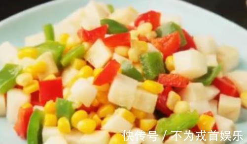 近视|孩子整天趴在桌上学习对眼睛不好,多吃小炒菜,健脑预防近视