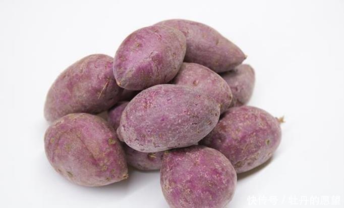 蜂蜜|女性45岁后,3种碱性食物,若能经常吃点,雌激素充足,更显年轻