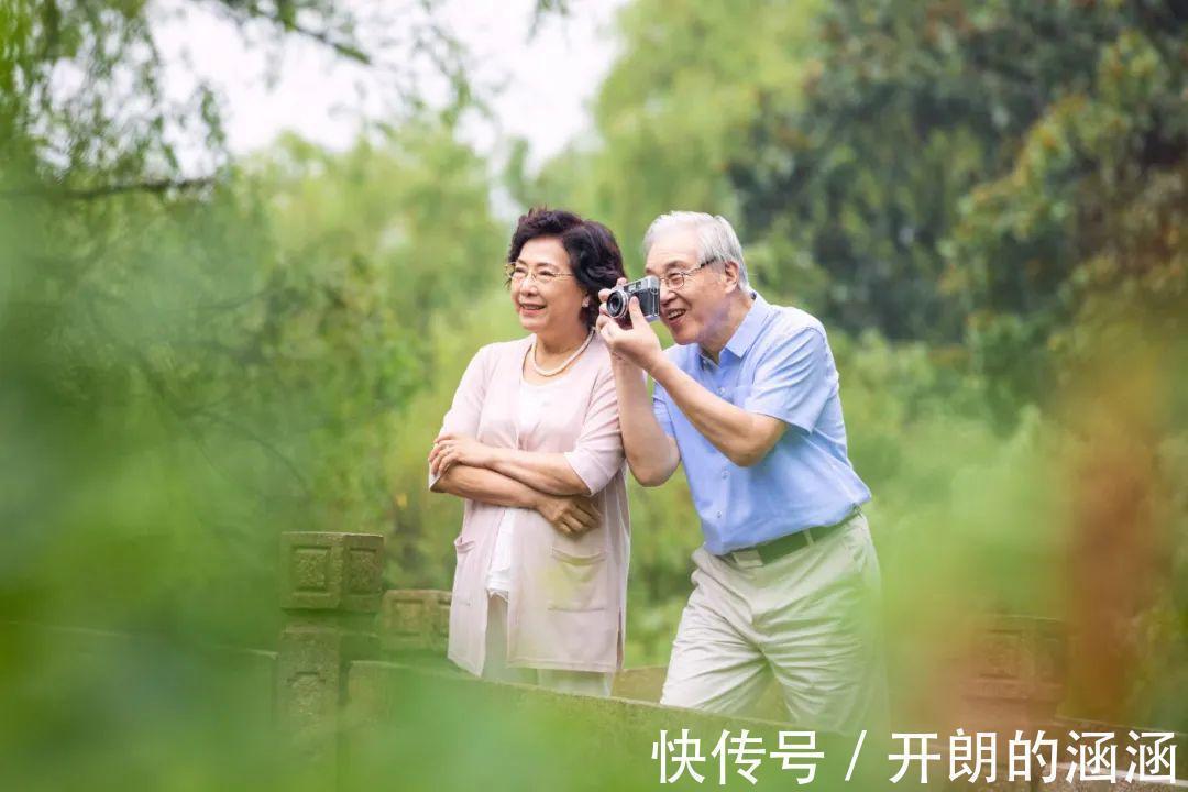 不法分子|老人在生活中要长哪些“心眼”记住这些,晚年养老才“轻松”
