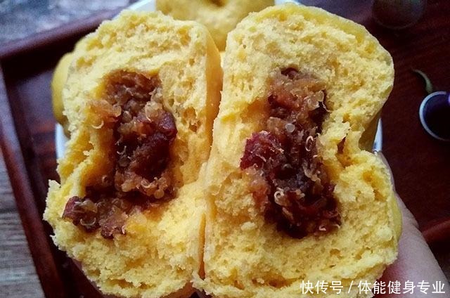 入秋蒸包子,我迷上这馅料,无需加糖自带香甜,比豆沙包好吃