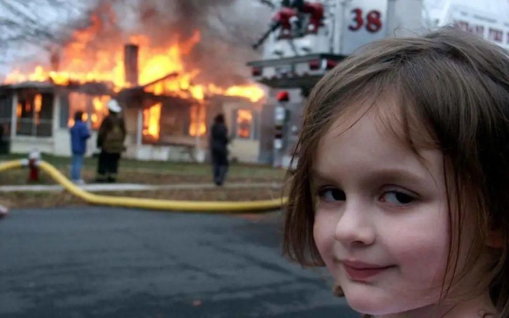 对孩子|目瞪狗呆！美国男孩将妹妹放进烤箱，面对熊孩子，家长要这么管教