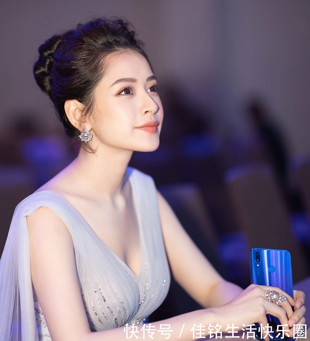 chi|华为手机在越南的代言人有多美被誉为越南第一美女，销量稳了