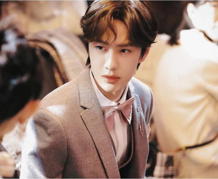 钱枫|王一博在《天天向上》改变太大了!被点名送上热搜,粉丝:三岁实锤