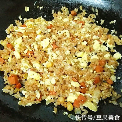 老抽|#一口新年味，全家享佳味#虎虎生威蛋炒饭