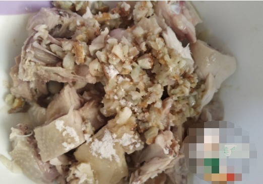 这么做鸡肉,做法简单营养高,滑滑嫩嫩的,儿子连皮一起啃光