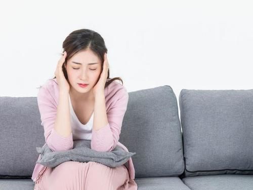 女性|湿气重的女性，每天多吃6种食物，或有助于排湿除寒