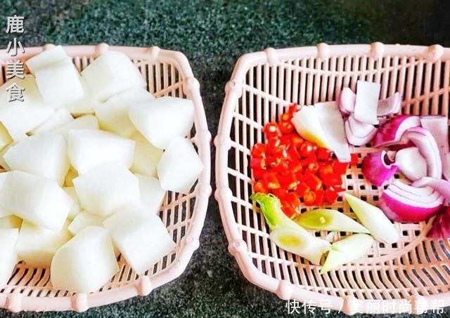 羊肉除膻不能只焯水!教你3个妙招,汤鲜浓香,羊肉酥嫩无膻味