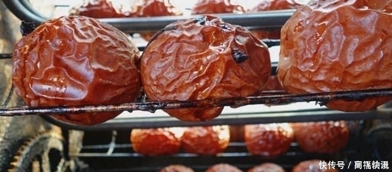 街头|7旬大爷街头卖良心小吃,5元一罐,网友想吃得排队,买到不容易