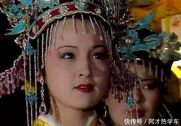 贾府|红楼梦贾琏一番话透出惊人信息,元春早在此时就已上了死亡名单