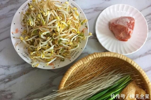 红薯粉条|豆芽炒粉条想要做得好吃,多加一步操作,豆芽鲜脆粉条爽滑太过瘾
