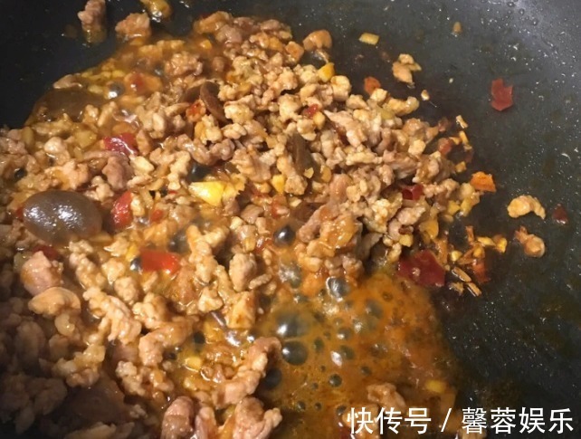 泻药|豆角加此物炒,等于“天然泻药”,肠道通畅,口臭没了,越吃越瘦