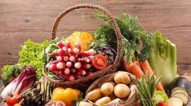 抗衰老最“厉害”的4种食物,女性坚持吃,皮肤嫩滑,年轻不显老