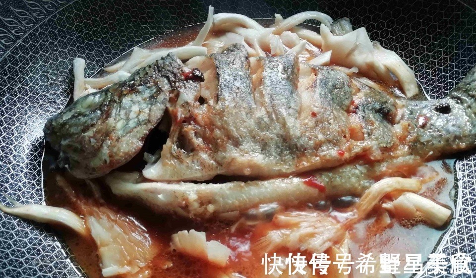 辣椒酱|夏至后多吃此肉,比鸡鸭肉便宜,比牛羊肉鲜美,营养滋补好吃不胖!