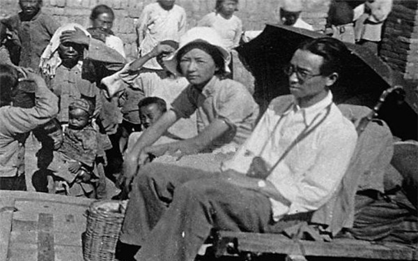 徐志摩|徐志摩死后,林徽因只想抢他的日记,为何得手后却把它烧了?