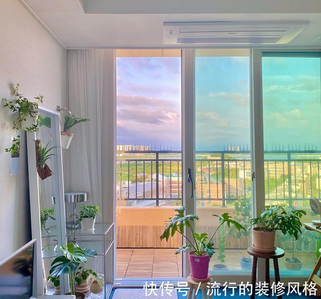 风景|独居23㎡,每天看见阳台的风景,发现一个人住的日子过得也挺精彩