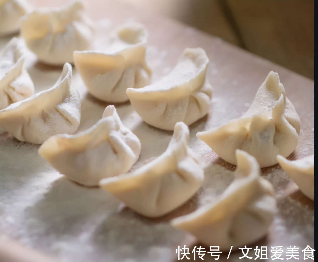 冬至要想饺子好吃，不破皮不粘锅，要记住4个秘诀！来试一试