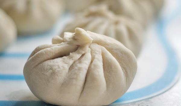 好吃流油的鲜肉包子，入口即化，让你满嘴流油，一口气能吃五六个