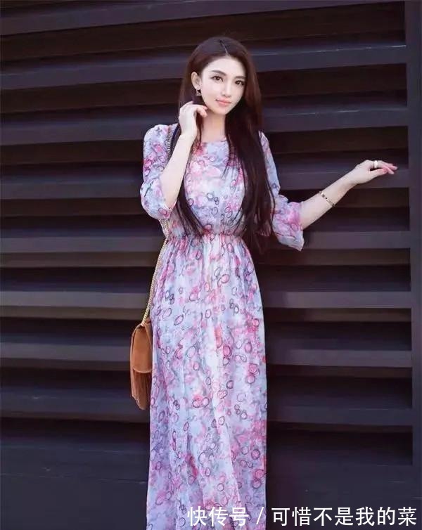 时尚 “时尚女神”不仅人美，搭配风格也多样化，完美颜值“时尚力量”