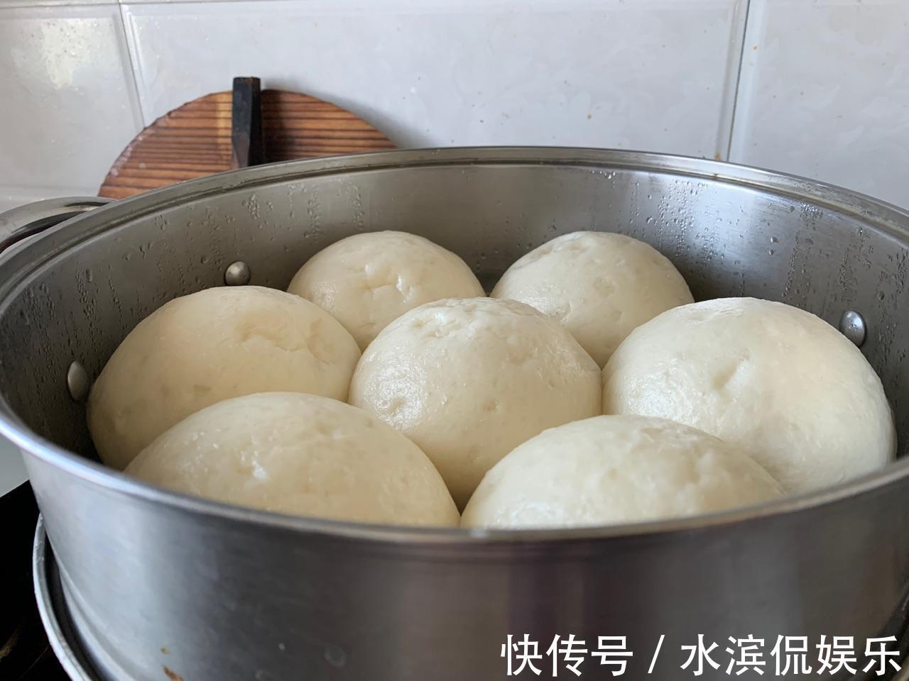 祭祀|冷天蒸馒头时，用冷水还是热水牢记4点，馒头蓬松暄软不回缩