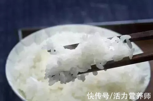年龄|年龄越大越应该吃主食?最新研究提醒:50岁之后,不能再吃错了