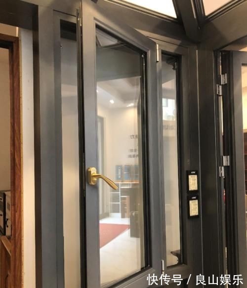 开窗|内开内倒窗,完美解决通风和防盗问题,国外很多年前就普及了