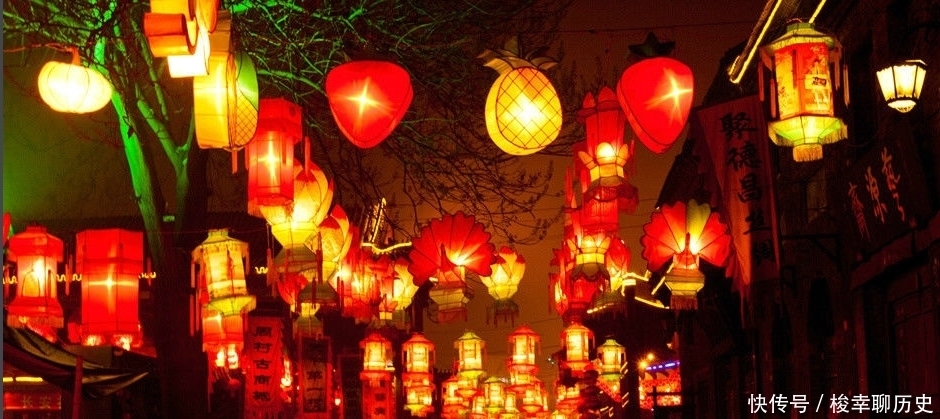 咏月|几首咏月的诗句,最后一首气势非凡,出自两位开国皇帝之笔!