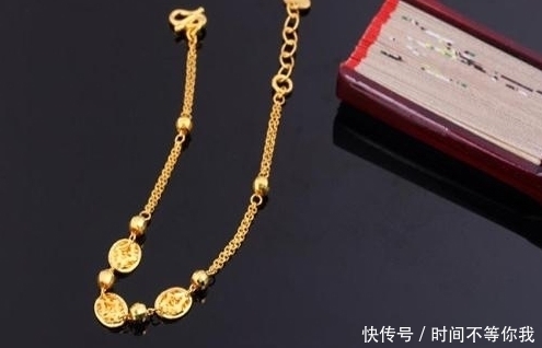 黄金手镯|买黄金手镯还是黄金手链好?听完金店老板的话,终于不纠结了!