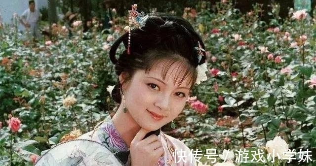 薛宝钗|宝钗是不是自私？她为什么不找别的官宦子弟联姻，而成全宝黛呢？