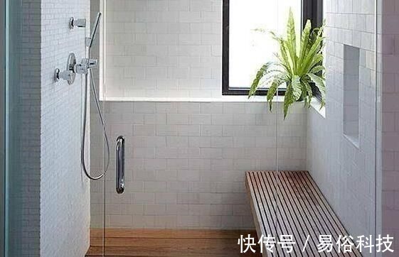 瓷砖|越来越多人卫生间装修不贴瓷砖了,现在流行这样做,太聪明了