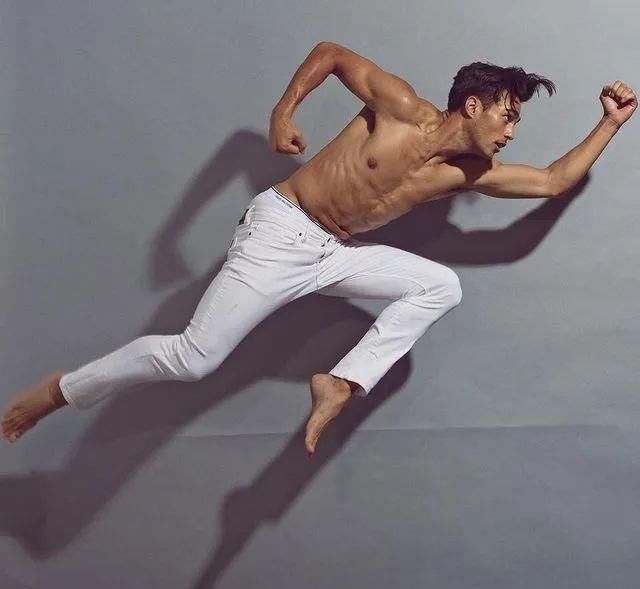 大帅哥|他是资生堂的最新男模面孔，欧亚混血独具风味