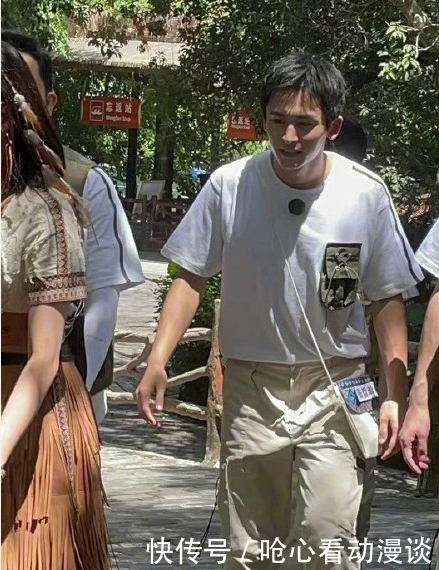张哲瀚|张哲瀚跑男路透遭群嘲?与许凯同框被吊打,被指像少爷和他的保镖