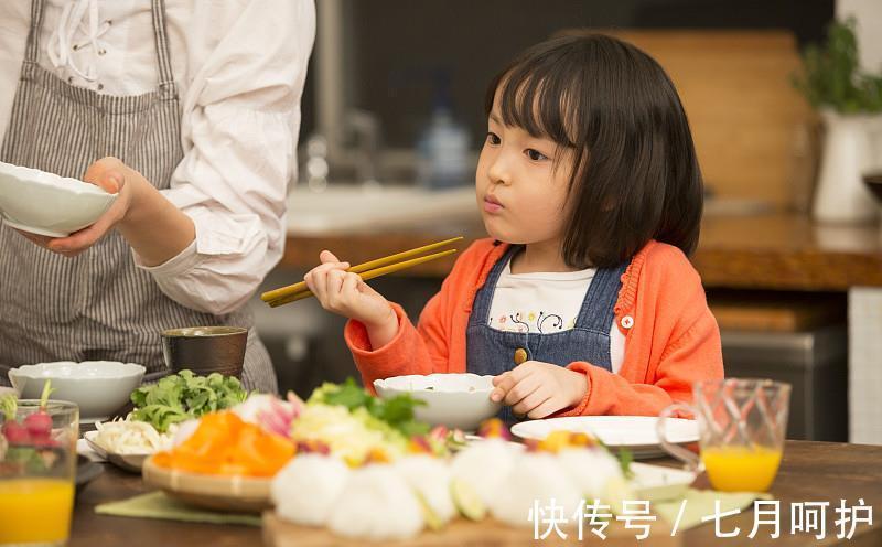 诱惑物|小孩子爱哭闹应该怎么办呢