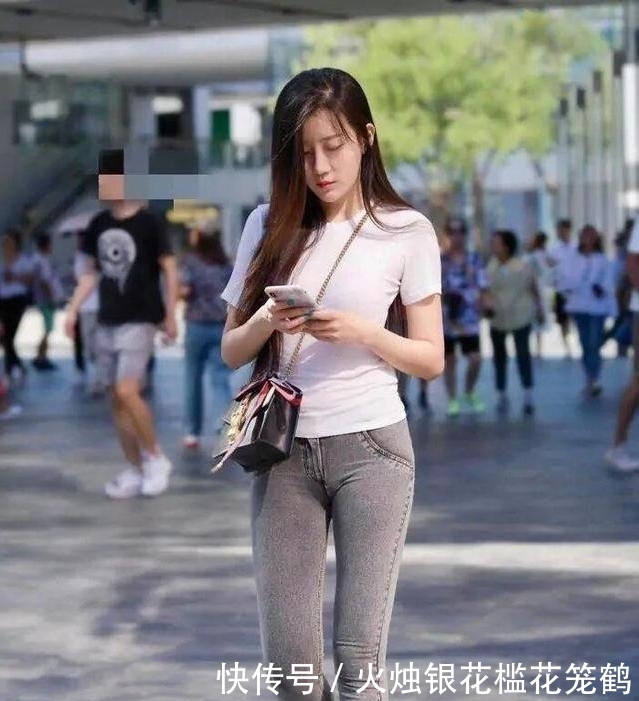 当今|小脚牛仔裤,已成为当今流行趋势