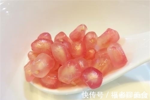 中国居民膳食指南|牛奶不宜和一些水果同吃,这里介绍三种水果