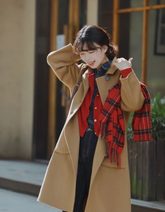 棕色大衣 棕色大衣烂大街?学博主这样搭配,158cm也能穿出强大气场!