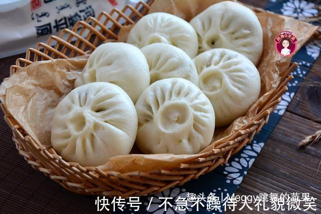 将美味吃到嘴里,5种包子的简单做法,鲜嫩多汁,好吃又好做