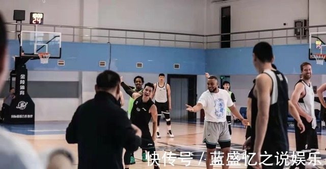 老臣|北京首钢第三阶段大名单!老臣回归,方硕伤愈,目标打进总决赛!