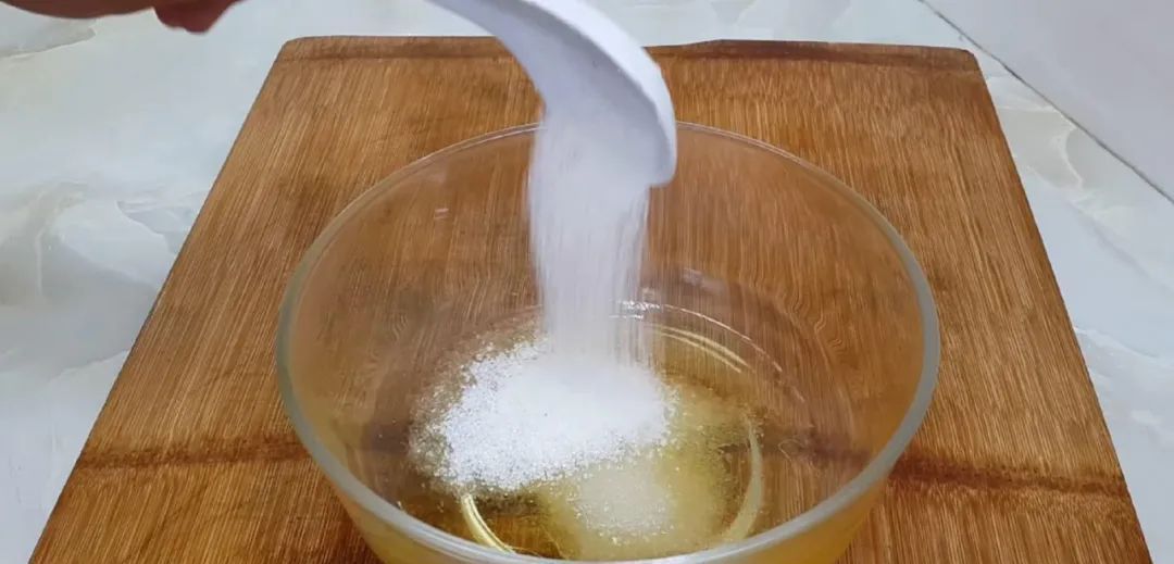 不用|2个鸡蛋,1碗面,不用蒸不用烙,比面包松软香甜,吃过就念念不忘