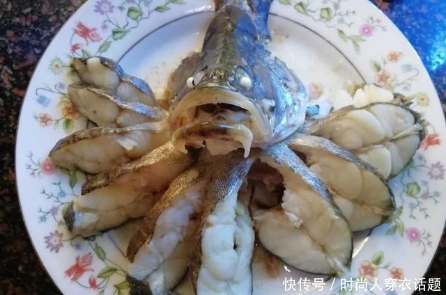  一年四季|一年四季都有桂花鱼，将桂花鱼蒸得如一朵“鯚花”，就应该这样做