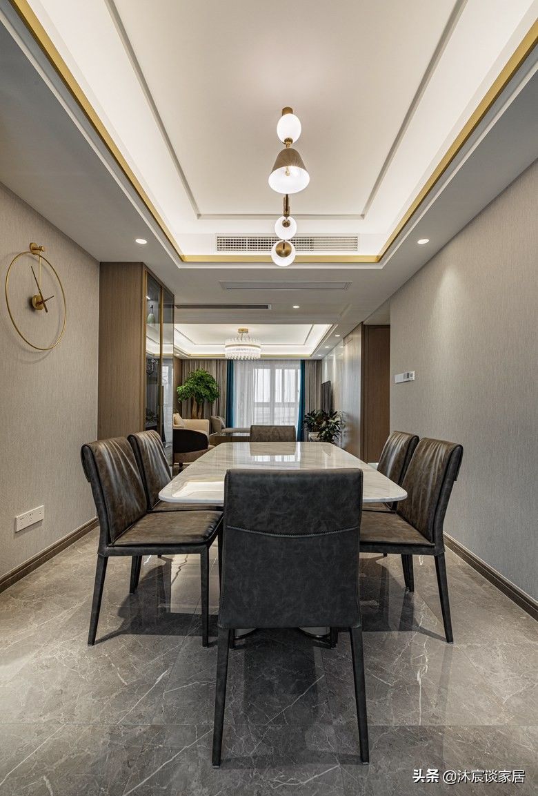 轻奢风|若再装修，我就选现代轻奢风，灰色瓷砖通铺在室内，真是高级大气