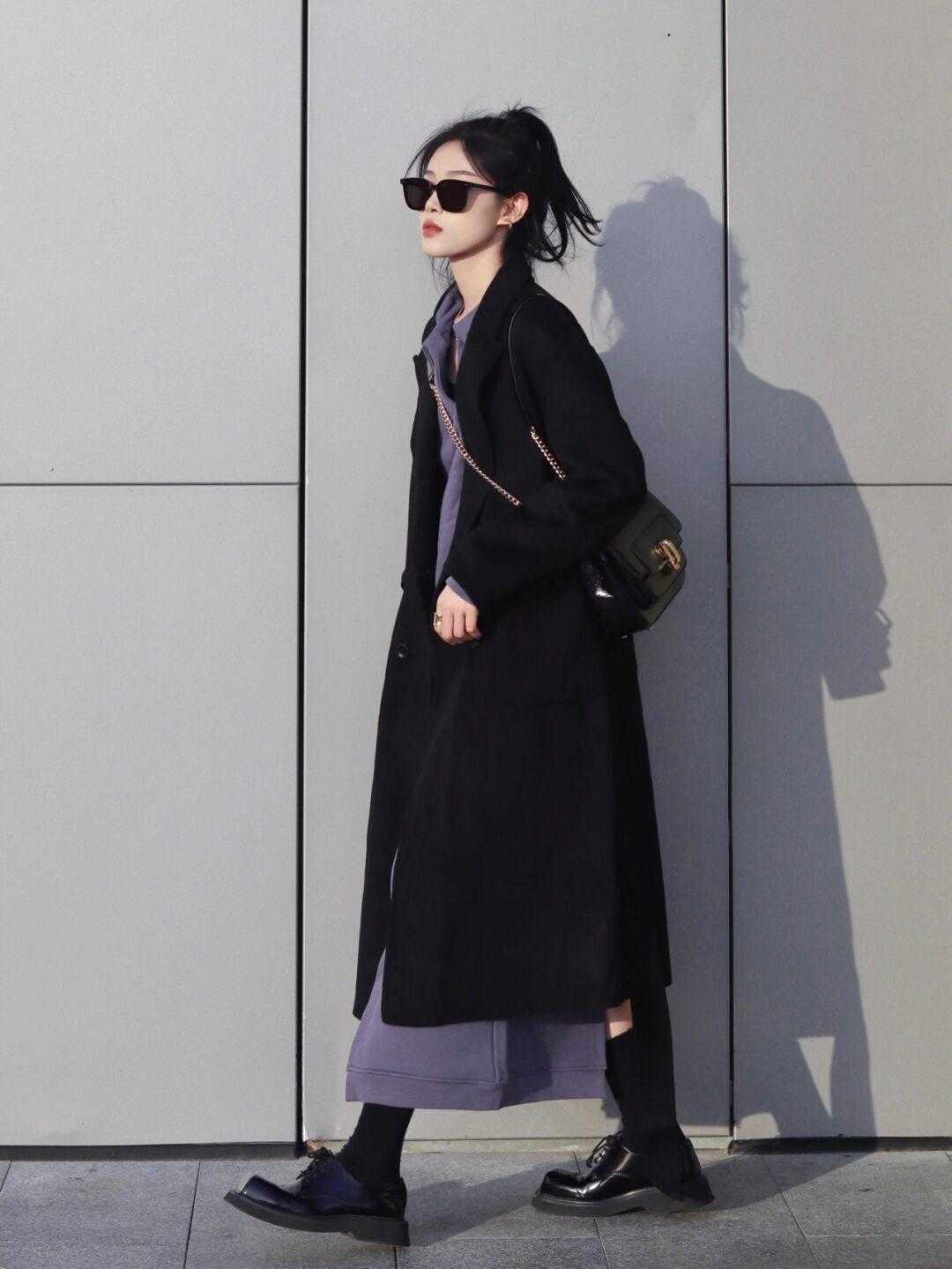 皮衣 冬季穿黑色衣服太枯燥?不妨试试这些搭配方式,帅气酷炫又保暖