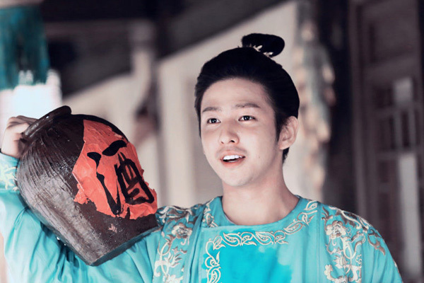 掌门人&天龙后传:虚竹八个老婆姐妹相称,大老婆为虚竹生下灵鹫宫掌门人