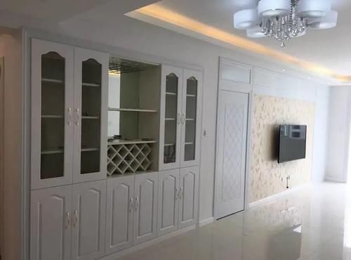 空间|头一次见这么高级的衣柜,原来现在都流行这样装,节省一半空间!