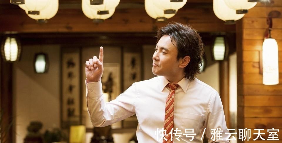 沈腾开的面馆火了,网友点了一碗猪蹄面,结账时问有没有算错?